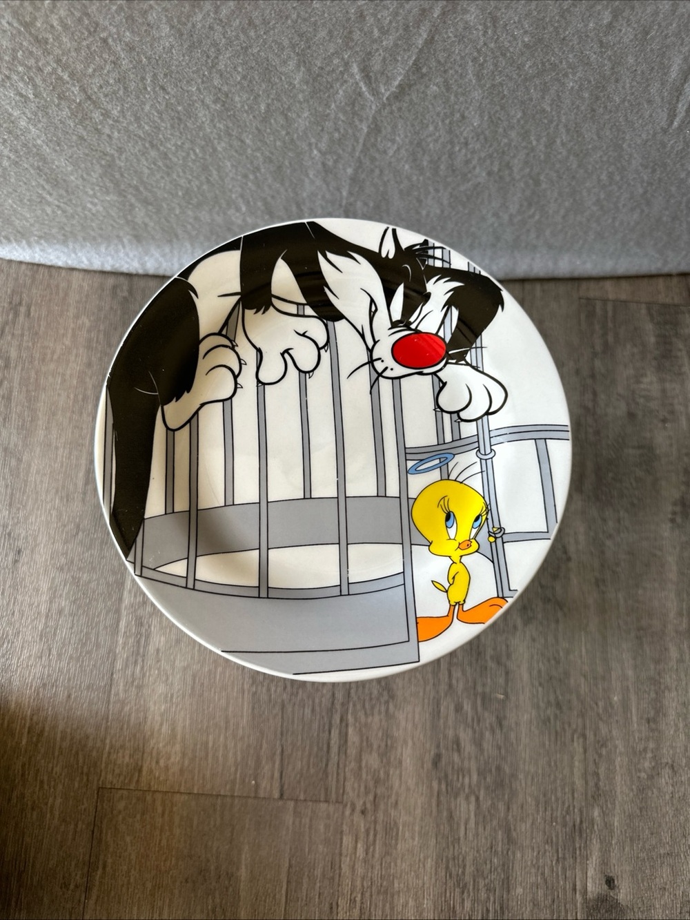 Gibson Tweety & Sylvester Ceramic Plate - Yellow/Black/Red